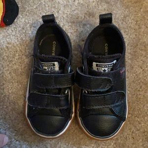 Black converse toddler shoes